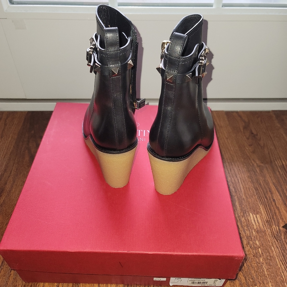 Valentino Garavani Rockstud Wedge Ankle Boots - Picture 9 of 12